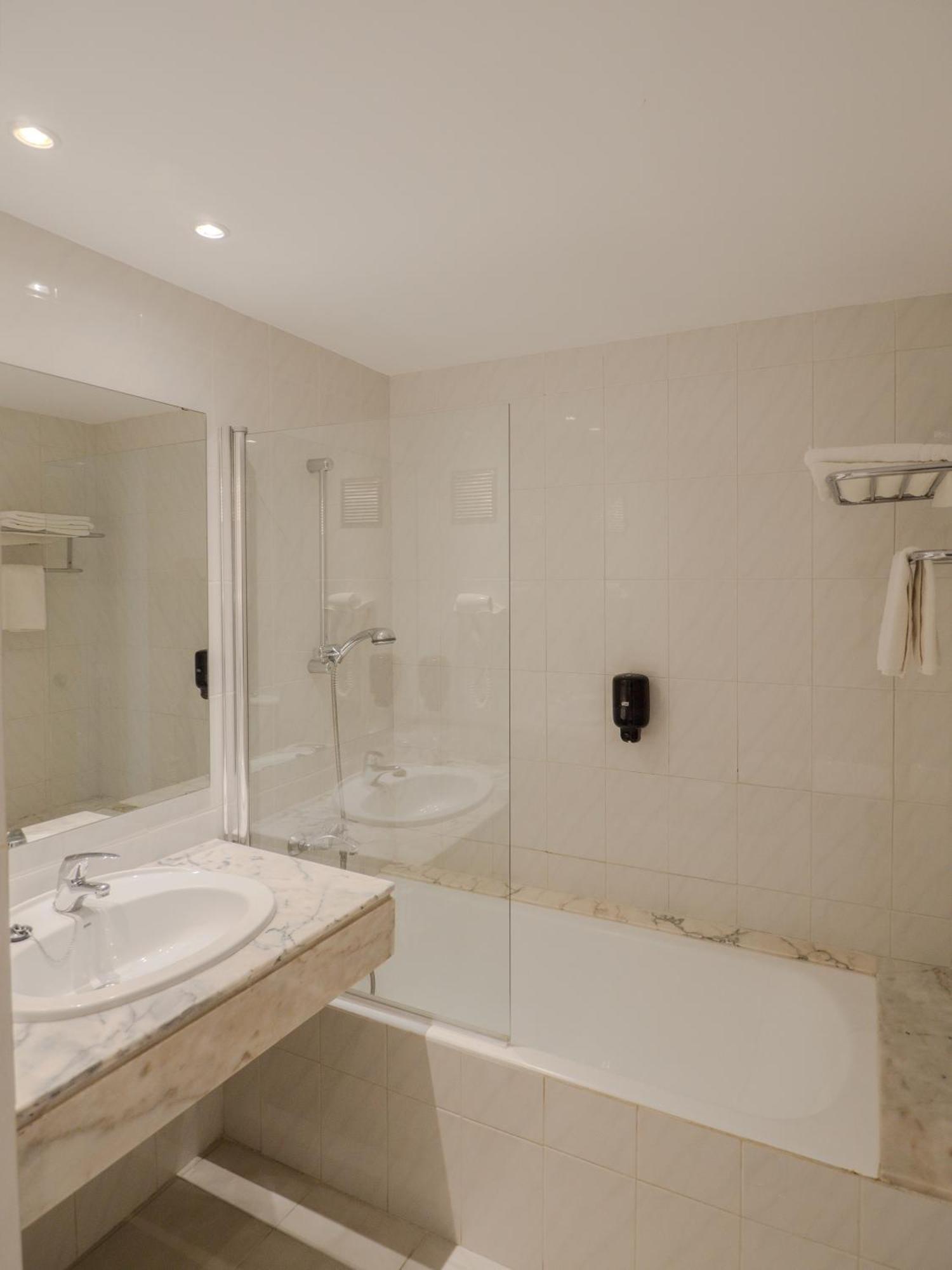 Apartamentos La Santa Maria Cala Millor  Buitenkant foto