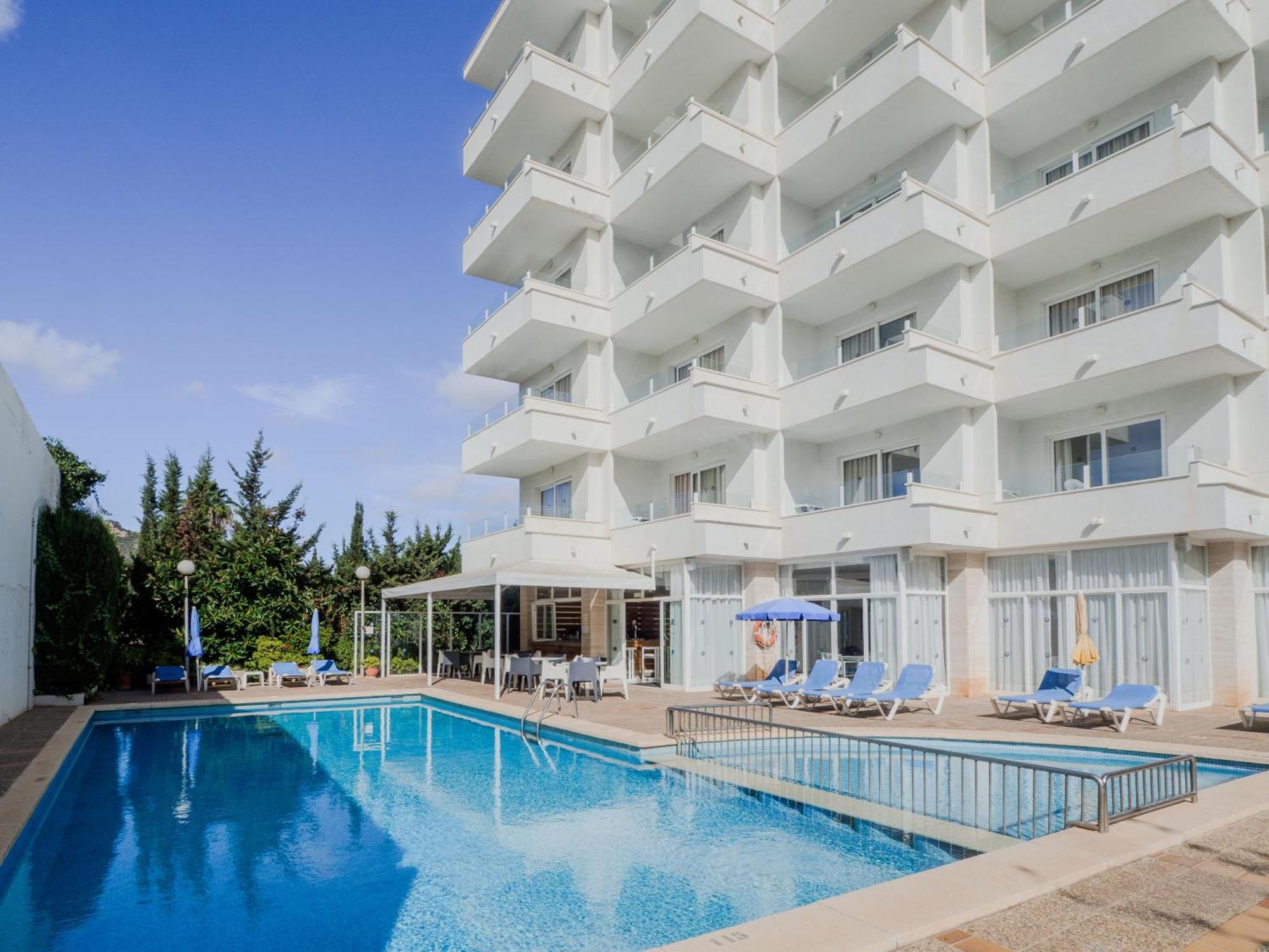 Apartamentos La Santa Maria Cala Millor  Buitenkant foto